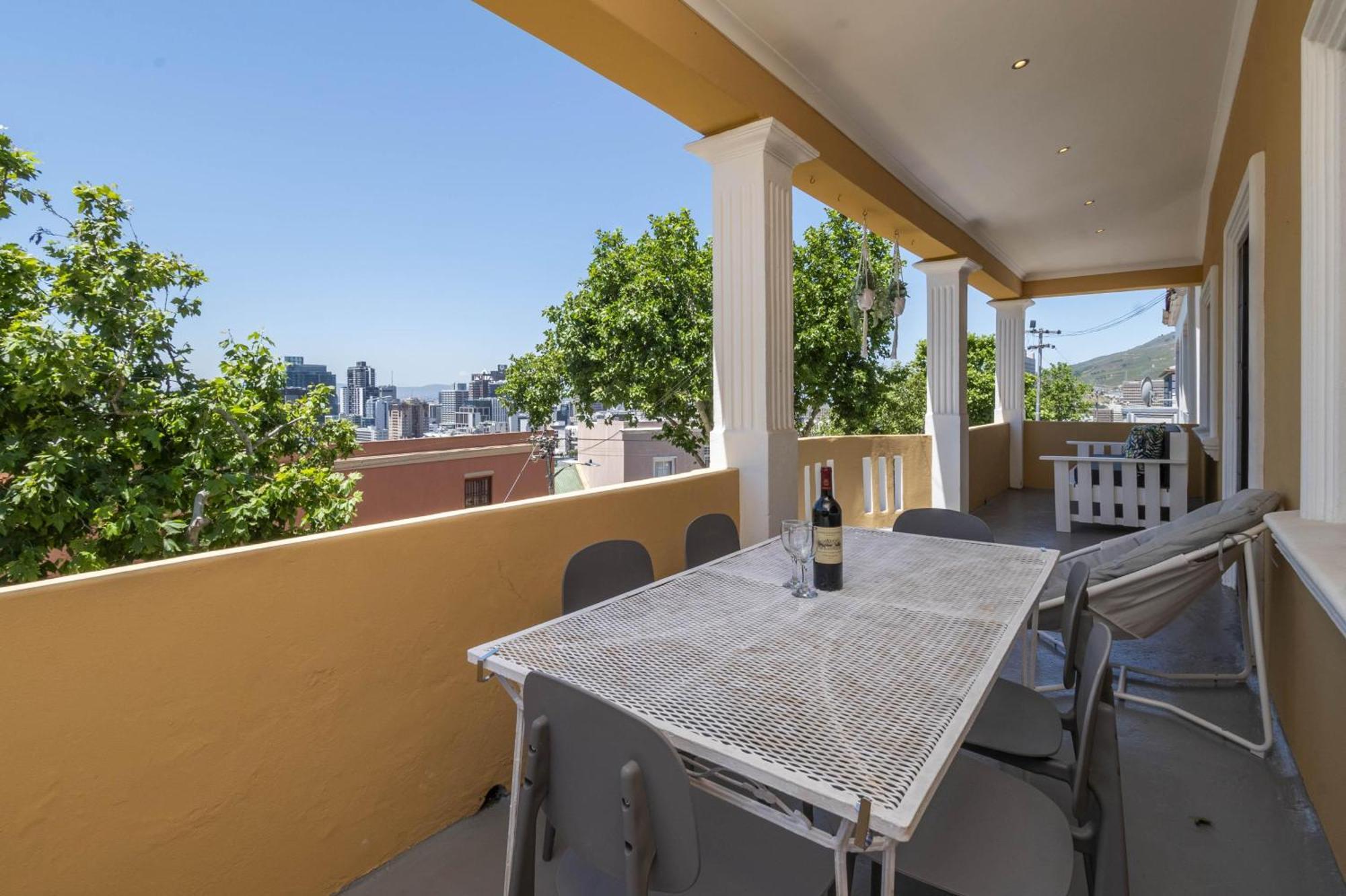 Vibrant 3-bedroom In The Heart Of Bo-kaap