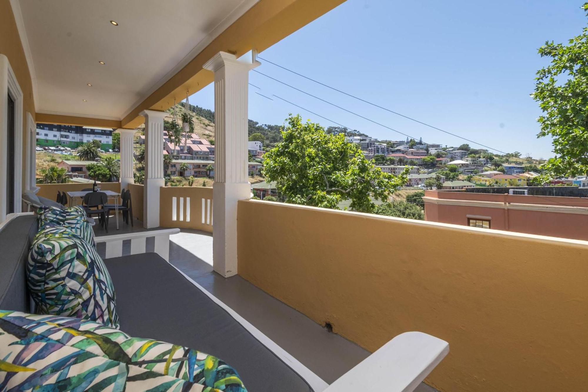 Apartamento Vibrant 3-bedroom In The Heart Of Bo-kaap