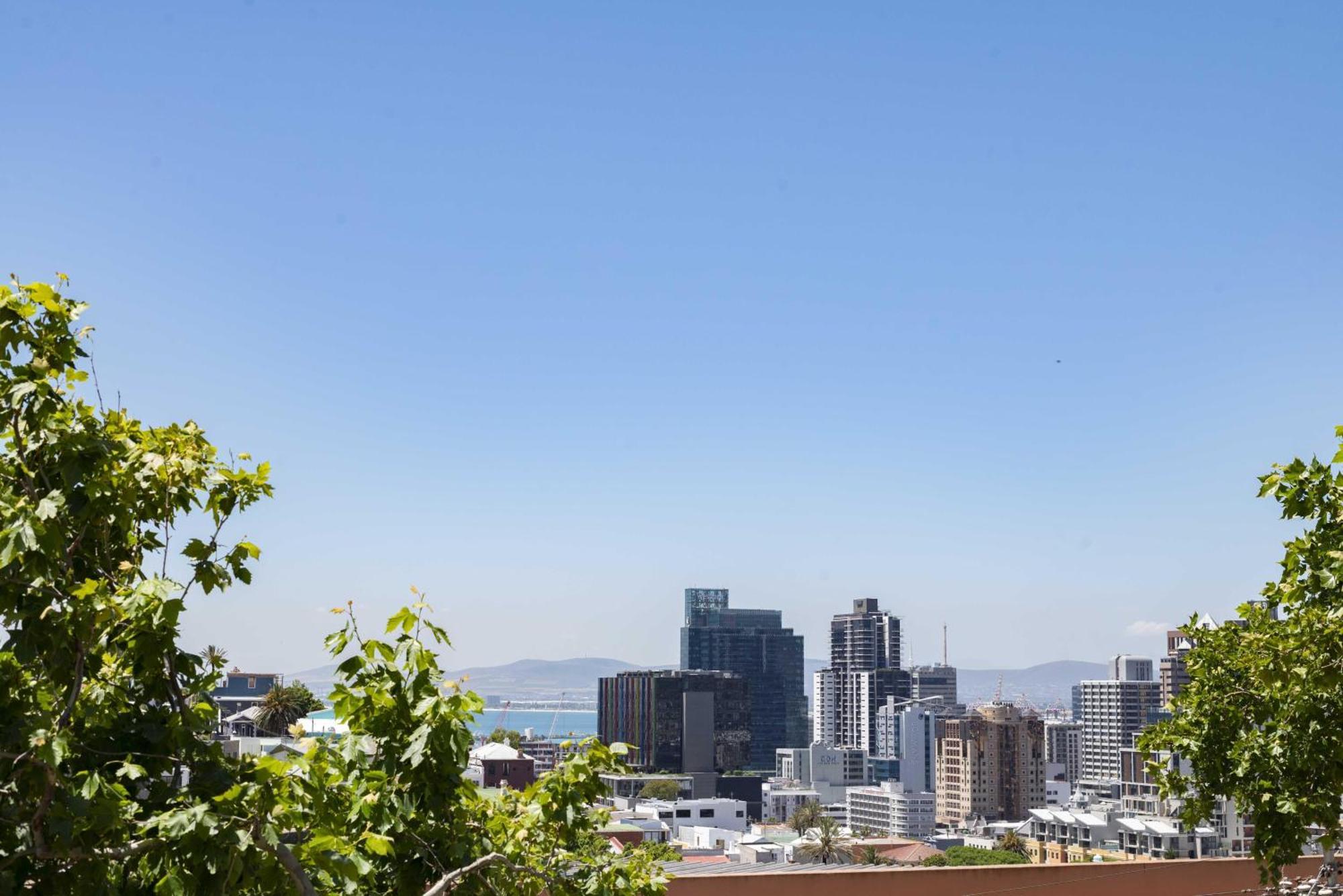 Vibrant 3-bedroom In The Heart Of Bo-kaap Apartamento