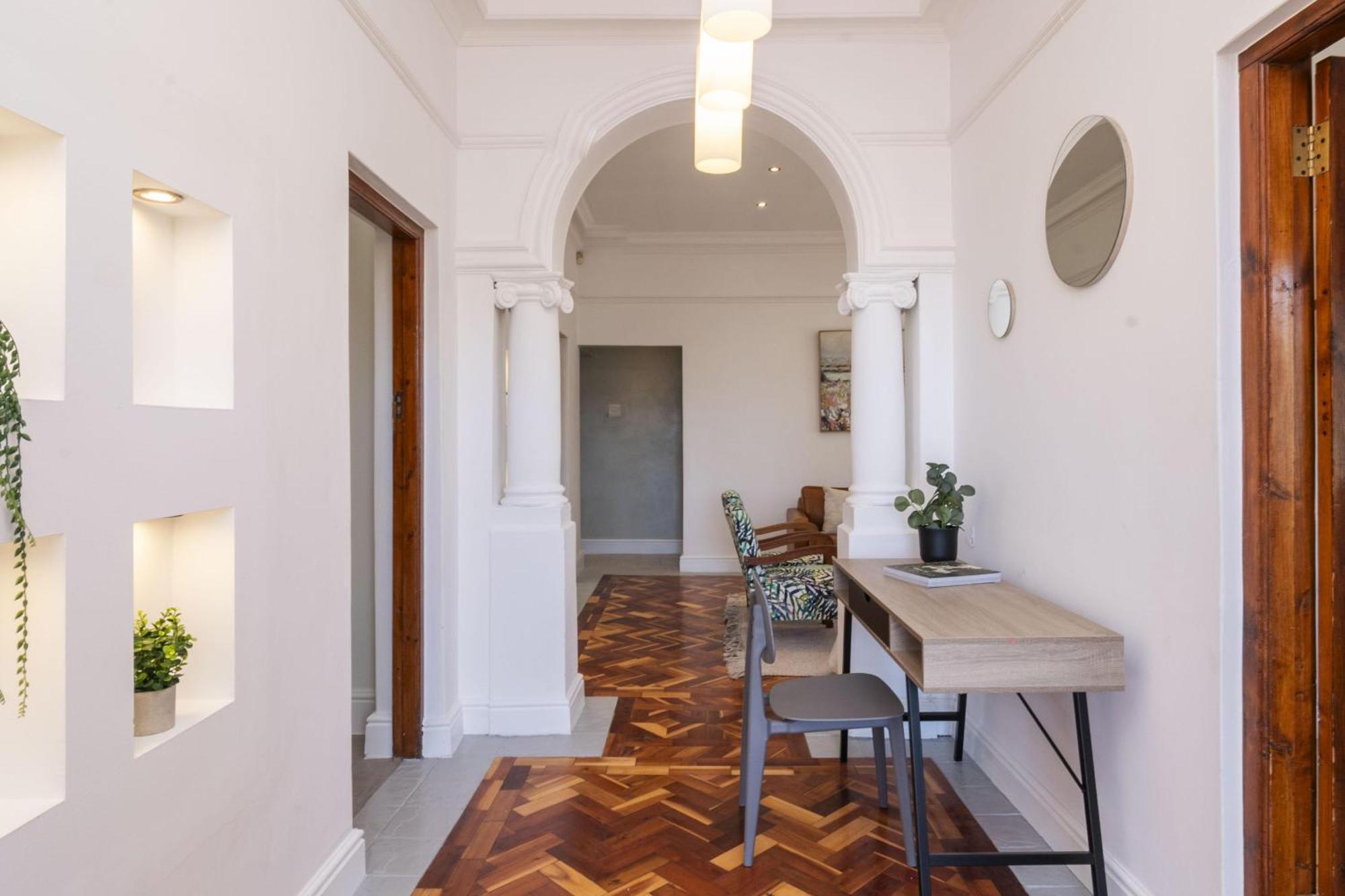 Apartamento Vibrant 3-bedroom In The Heart Of Bo-kaap